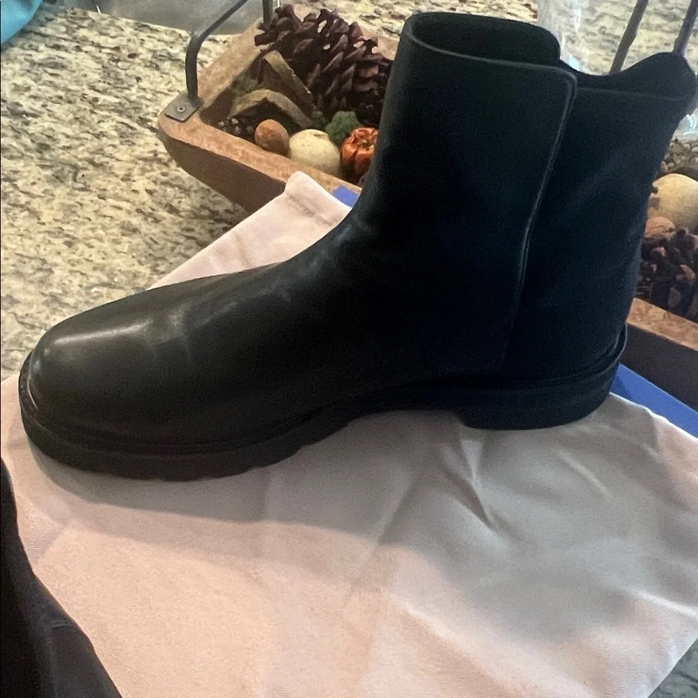 Stuart Weitzman Black Ankle Boots Size 12 - Picture 3 of 8